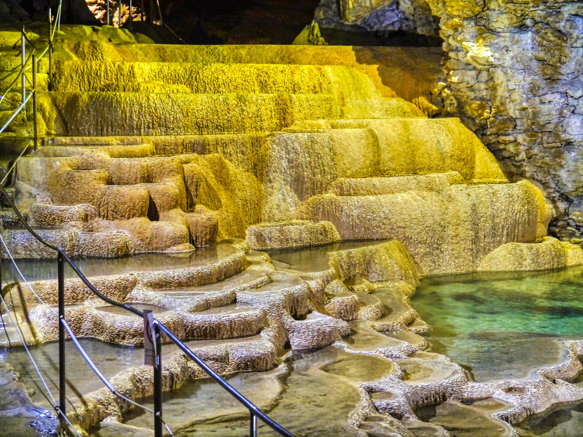 Grottes de La Balme