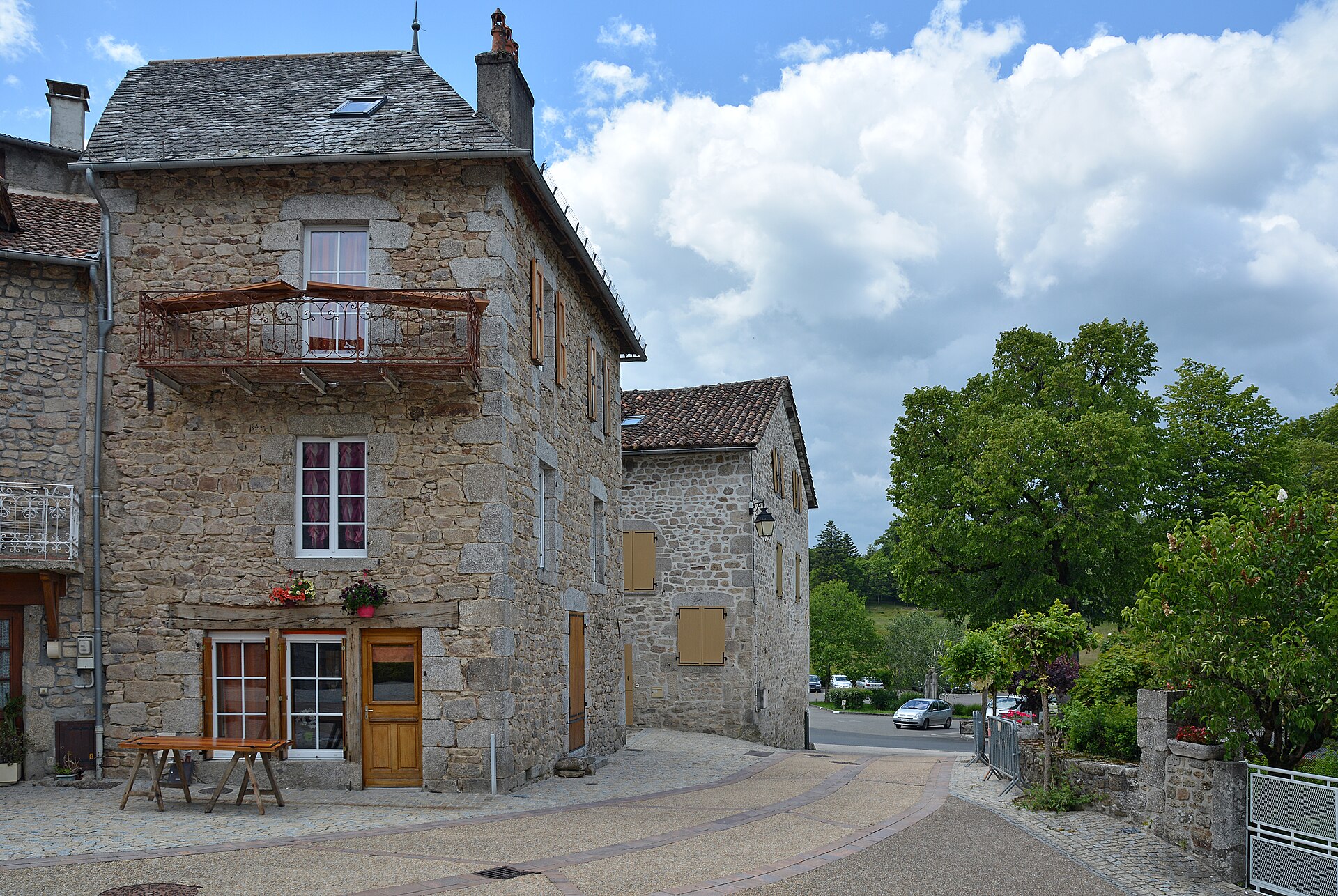 Marcolès