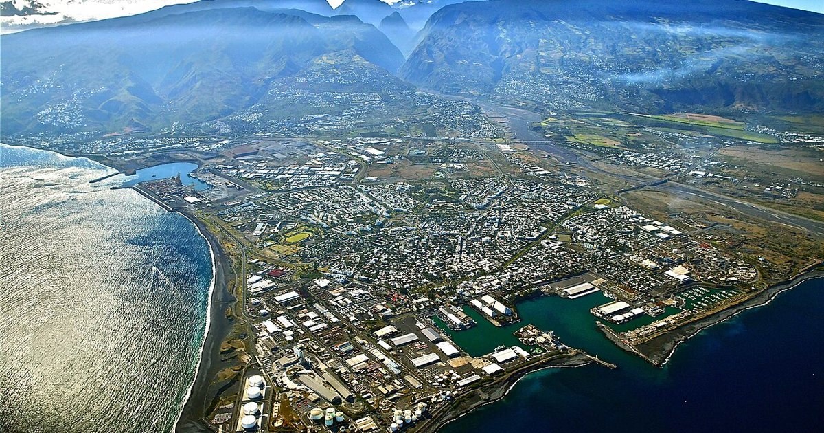 Le Port à Le Port