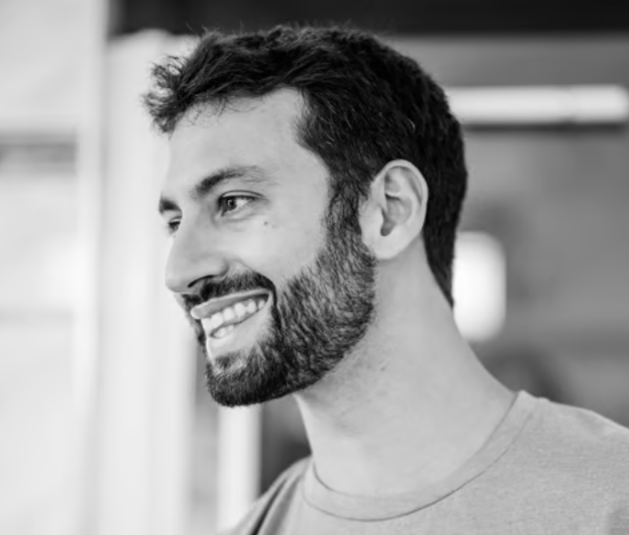 RAPHAËL REZVANPOUR